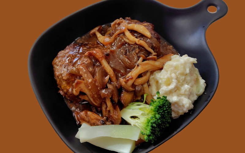 煮込みハンバーグ