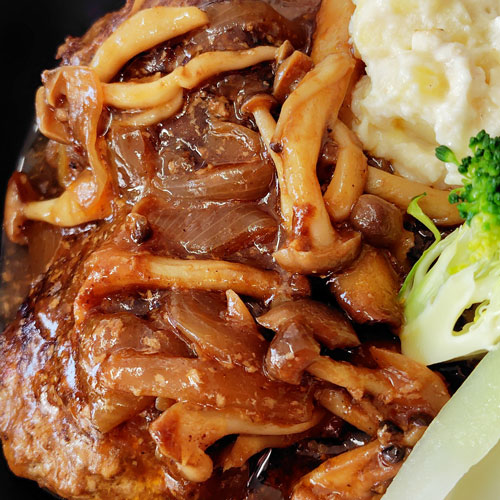 煮込みハンバーグ（パンorライス付き）