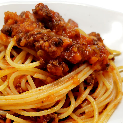 自家製ミートソースのパスタ